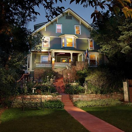 Avenue Hotel Bed And Breakfast Маниту Спрингс Екстериор снимка